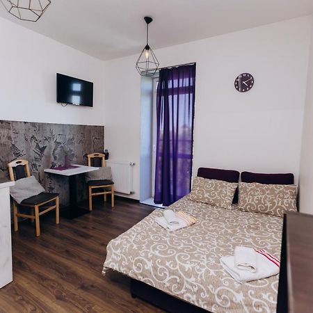 Нові Apartments Біля Жд Вокзалу Ивано-Франковск Экстерьер фото