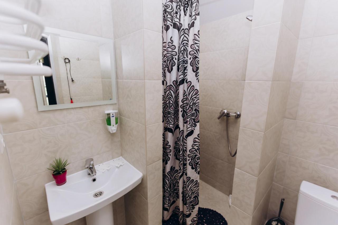 Нові Apartments Біля Жд Вокзалу Ивано-Франковск Экстерьер фото